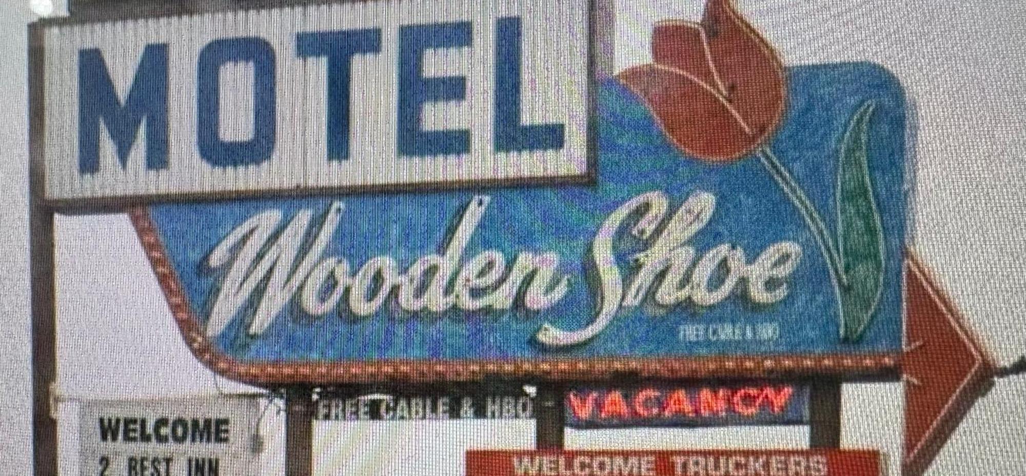 Wooden Shoe Motel Holland Bagian luar foto